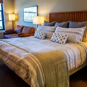 deluxe-luxury-room-with-view-at-the-mammoth-lakes.mammothlakeshotels.org/